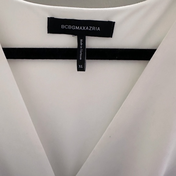 BCBGMAXAZRIA Asymmetrical Top - Picture 2 of 3